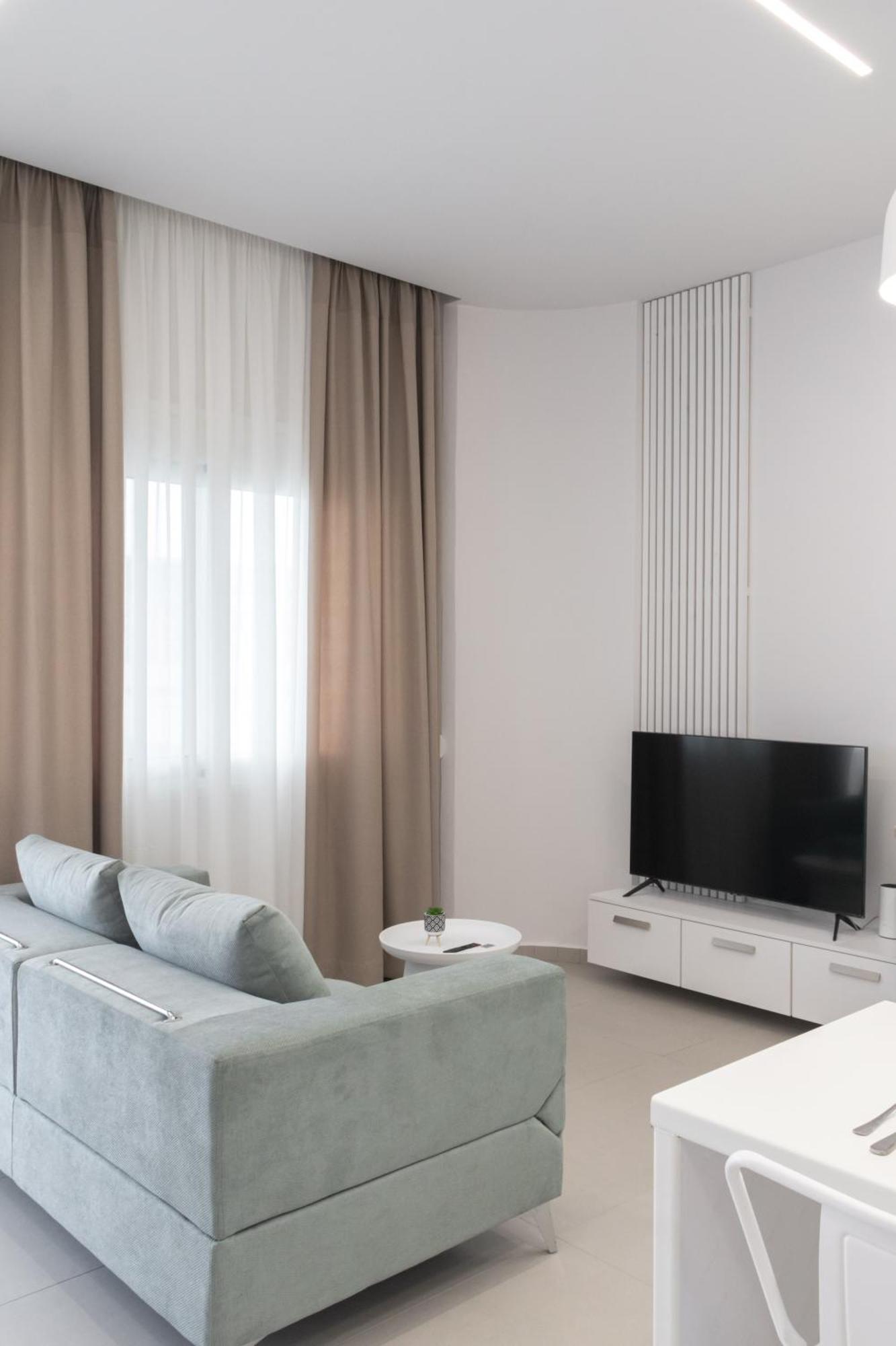 Harmony Luxury